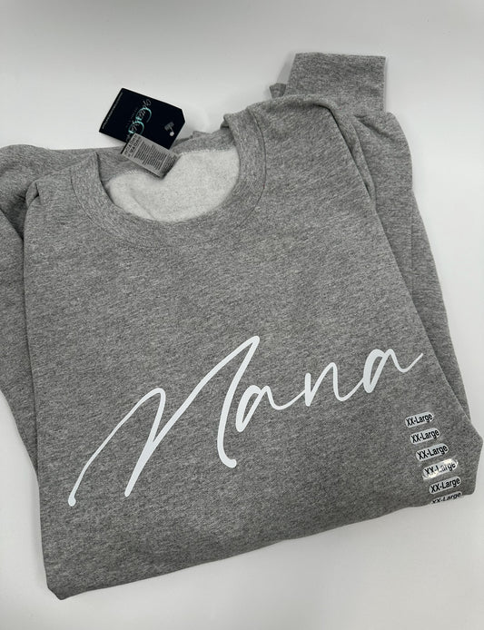 Nana - grey sweater