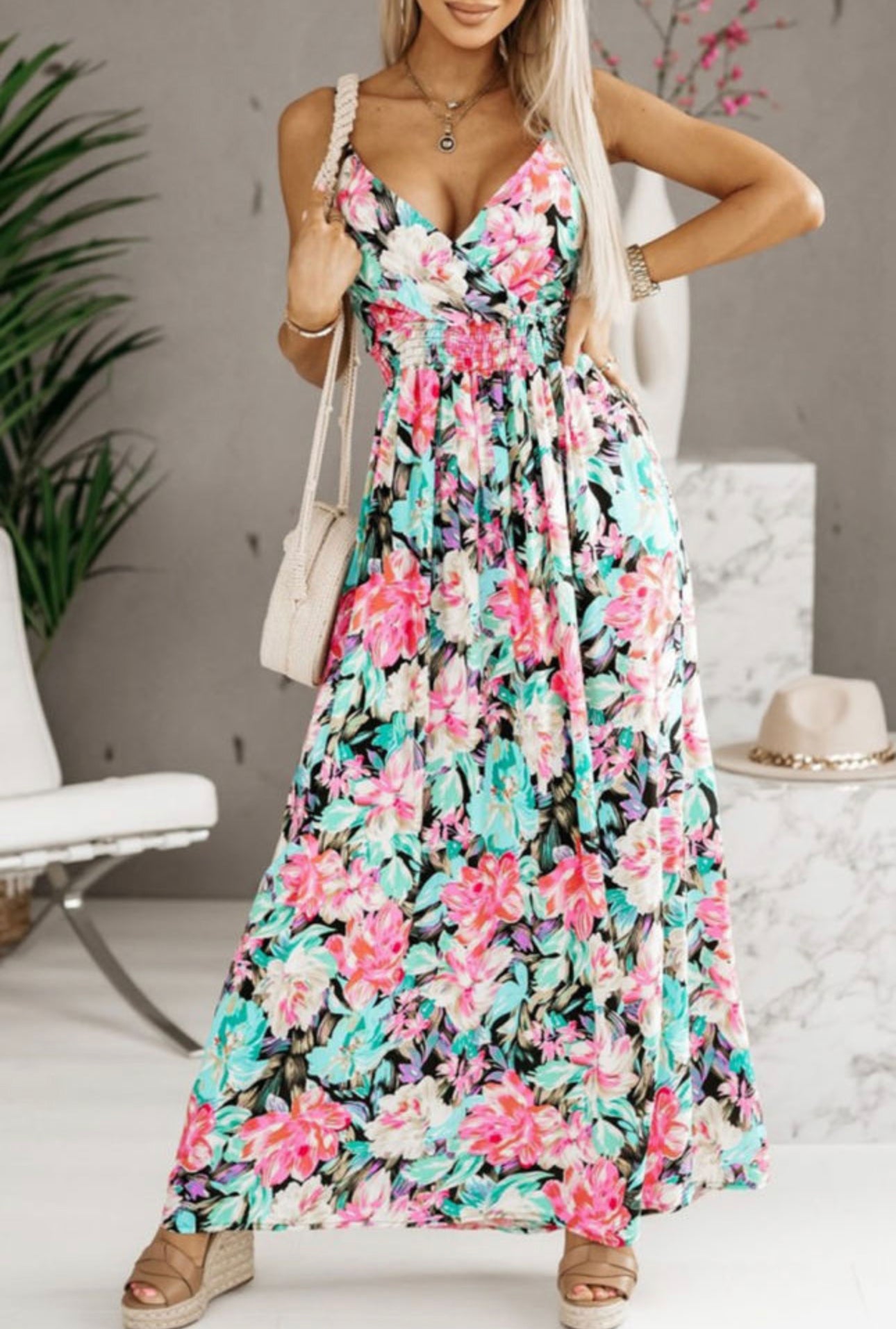 V-neck elastic waist floral maxi dress